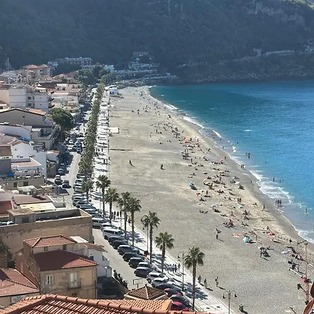 Il Veliero アパート シッラ